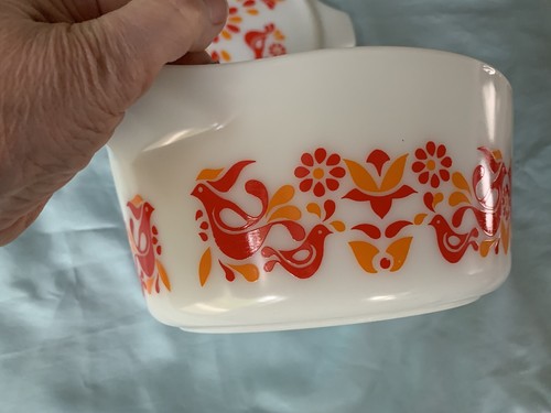 Vintage Pyrex Friendship Casserole Dish 2.5 Quart 475-B + Lid Red Birds Lovely! - Picture 11 of 14