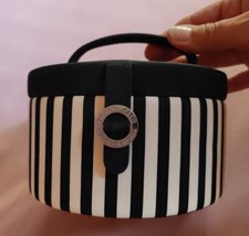 Thomas Sabo Schmuckkoffer  Schmuck Box Schatulle   Schmuckaufbewahrung 