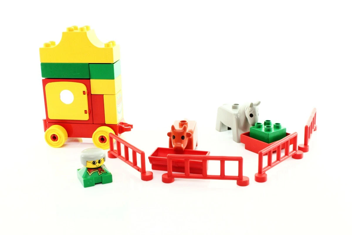 Lego Duplo Set 2445 Farm Yard 100 complete different fence
