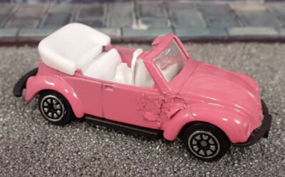 Vintage Welly VW Volkswagen bug beetle convertible pink mint China