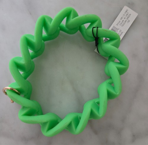 Marc by Marc Jacobs "Toucan" neon green silicone bracelet. NWT. msrp $32 - Picture 5 of 5