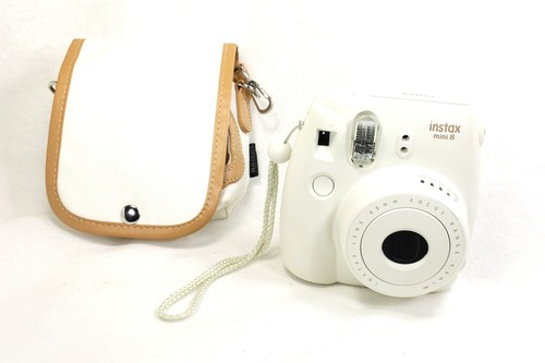 Fujifilm Instax mini 8 Instax Lens 60mm Focus Range 0.6 - Picture 2 of 7