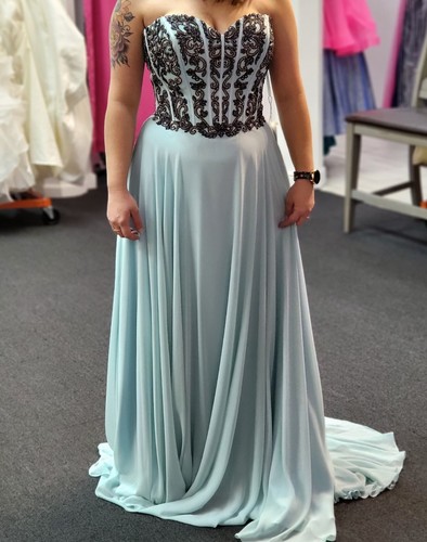 Nina Canacci Dress