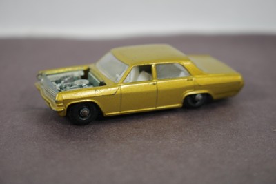 Vintage Matchbox Lesney No. 36 Opel Diplomat Made In England Hood Opens