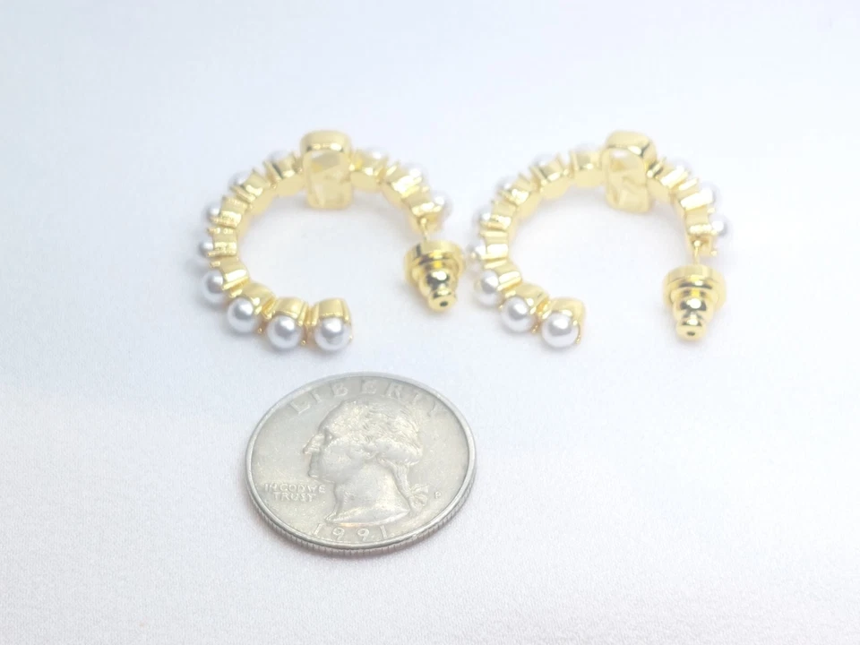 PENDIENTES ARO PERLAS VALENTINO - Caja y bolsa antipolvo incluidos. Foto 4 de 4