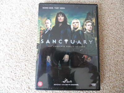 SANCTUARY Het Complete Eerste Seizoen Some Hide. They Seek. (4 DVD's)
