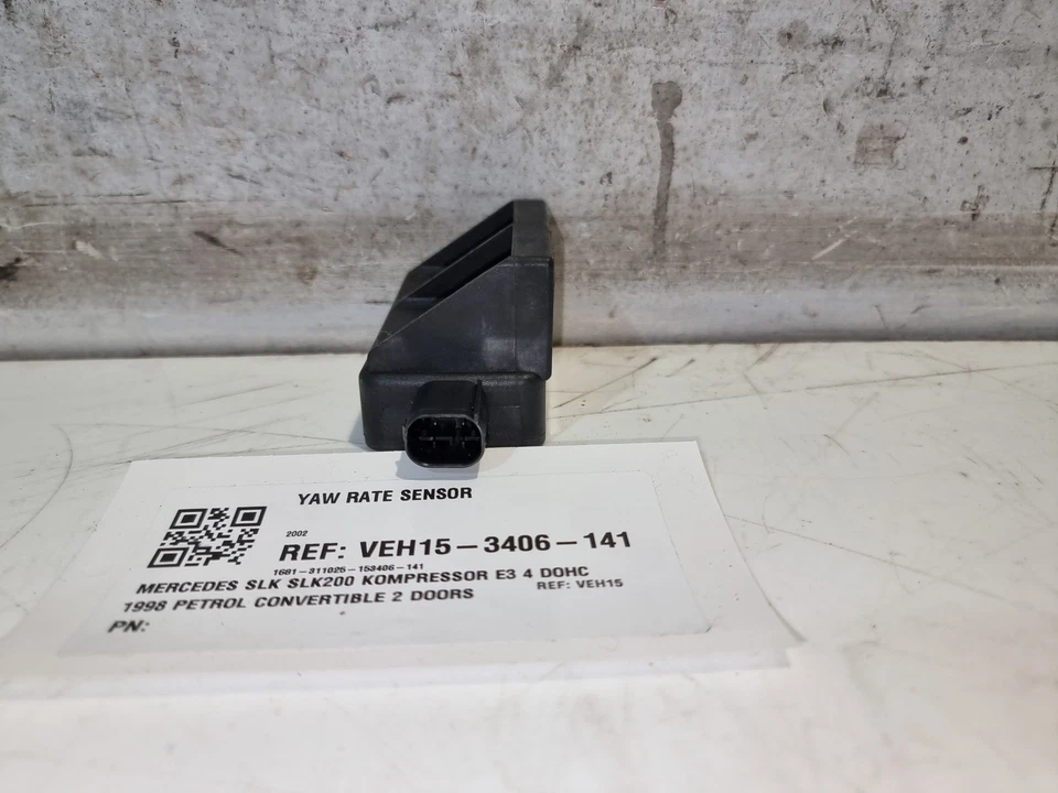 Mercedes SLK YAW Rate Sensor ESP 2.0 Petrol Automatic 2-Dr 2002 OEM A0035422318 - Image 4 of 4