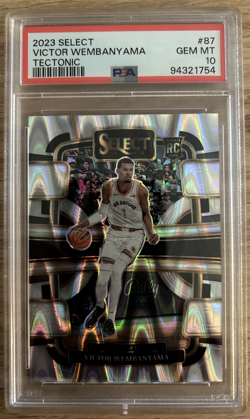 2023-24 Panini Select Victor Wembanyama #87 Tectonic Prizm PSA 10 RC