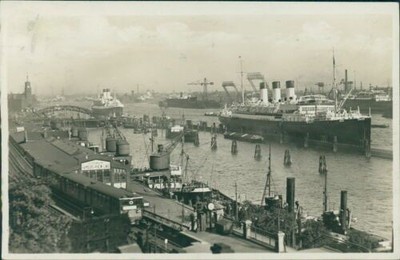 Postcard Hamburg Port Cap Polonio M.S. Monte Cervantes Railway (No.9729)