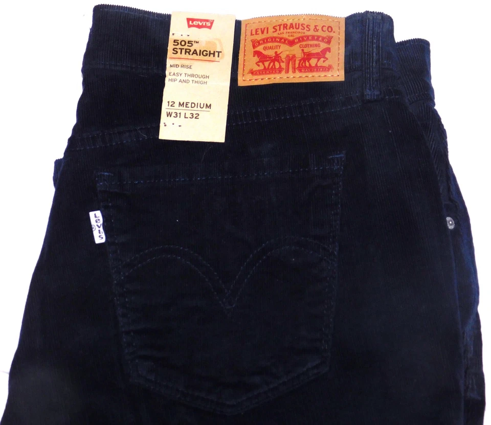 Pantalones de mezclilla elásticos de pana tiro medio azul marino LEVIS 505 calce recto para mujer Foto 3 de 4