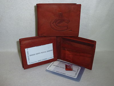 VANCOUVER CANUCKS    Leather BiFold Wallet    NEW   ltb4 z