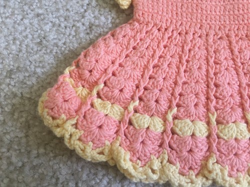 Vintage Crochet Peach/Yellow Bottle Dress - Trivet/Potholder FREE SHIP - Picture 3 of 8