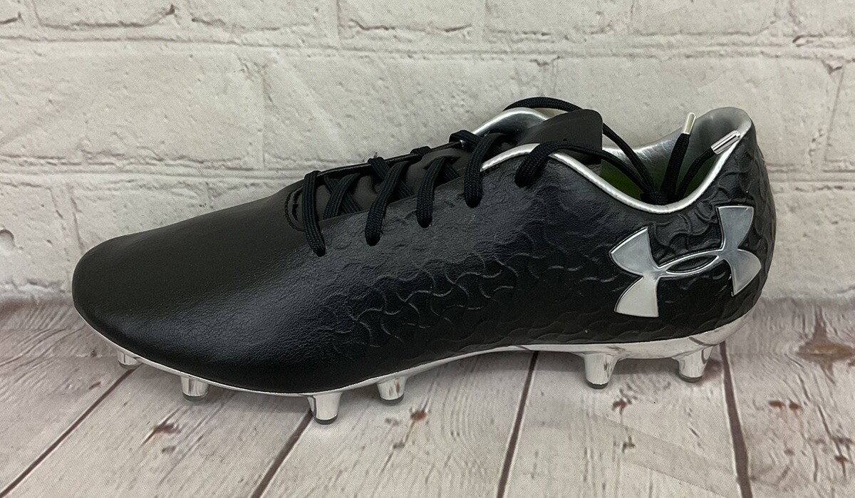 Under Armour 3000111-001 Magnetico Pro FG Youth Soccer Cleat