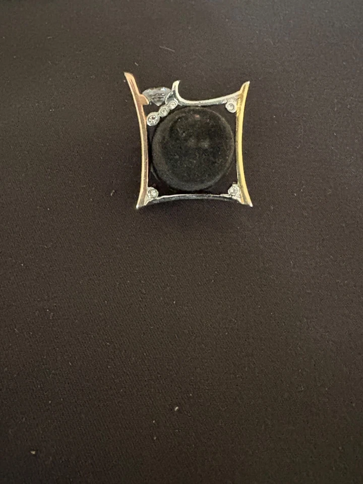 Hermoso anillo de moda cuadrado talla 7 Foto 4 de 4