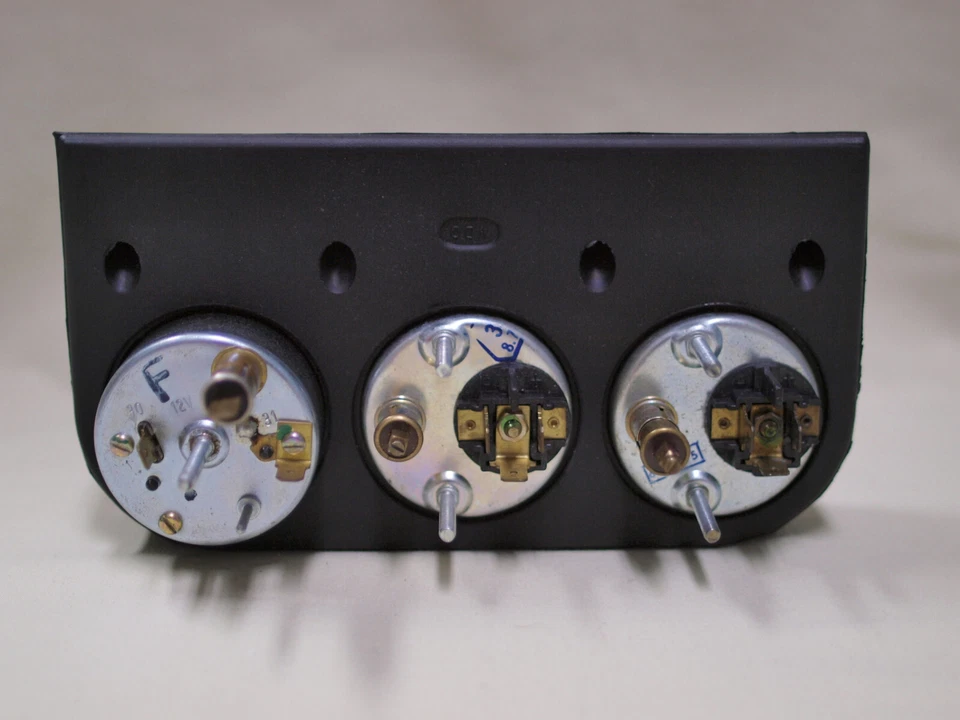 Medidores de cabina VDO Jet, unidades de transmisor y montaje de medidor - Nuevo de Lote Antiguo Foto 3 de 4