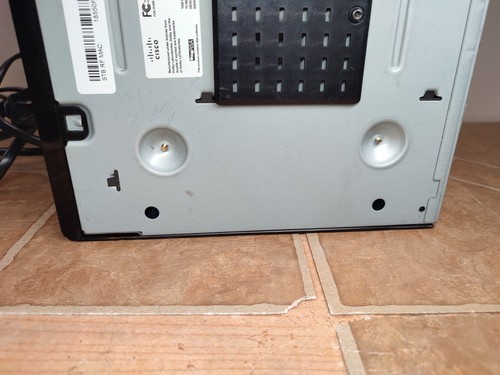 Cisco Technicolor 4742HDC High Definition HD Receiver Cable Box No Remote - Picture 9 of 13