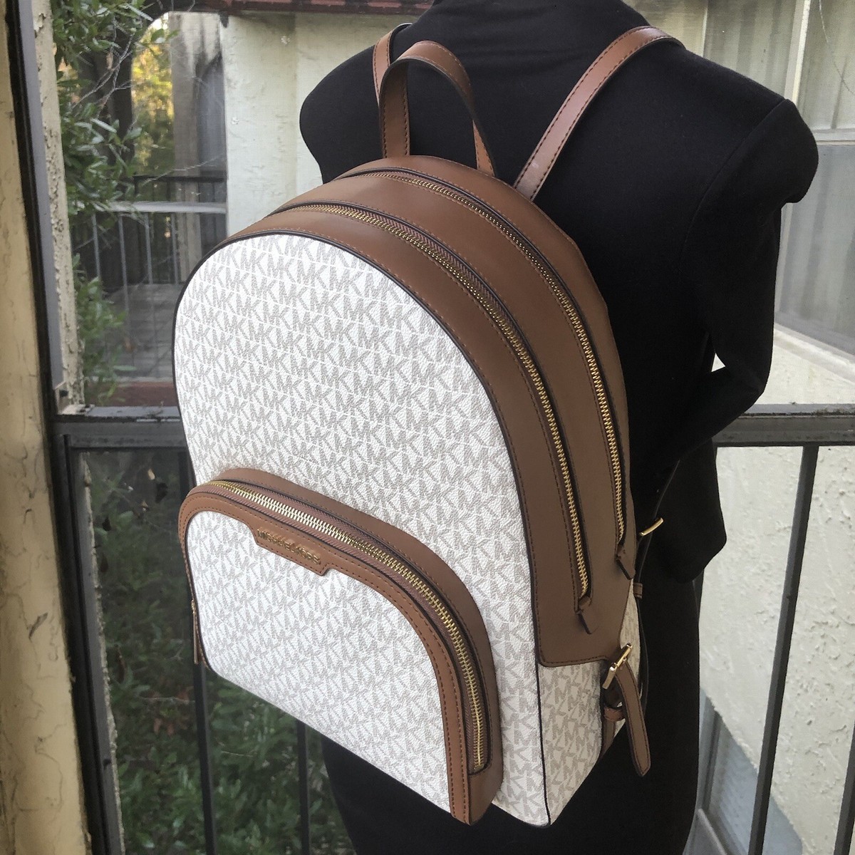 MICHAEL KORS バックパック ホワイト/ブラウン Michael Michael Kors Jaycee Medium Logo Jacquard Backpack