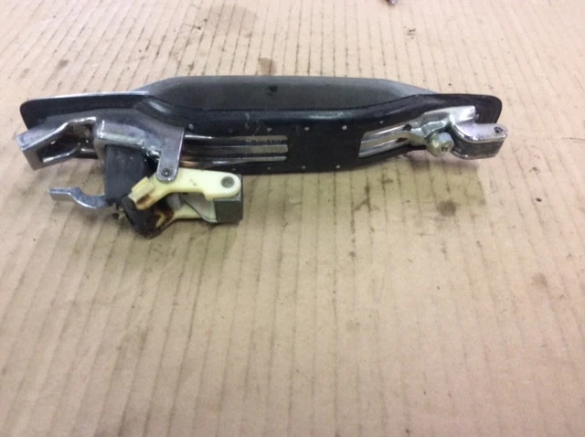 91 90 89 88 87 86 Tirador de manija de puerta exterior trasera derecha mercedes 420sel 560sel Foto 2 de 2