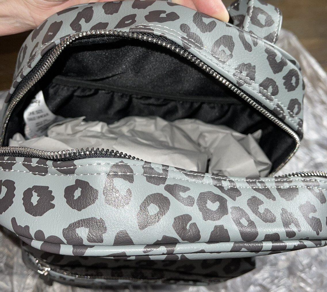Disney Store Mickey Mouse Grayscale Animal Print Backpack  display picture 1