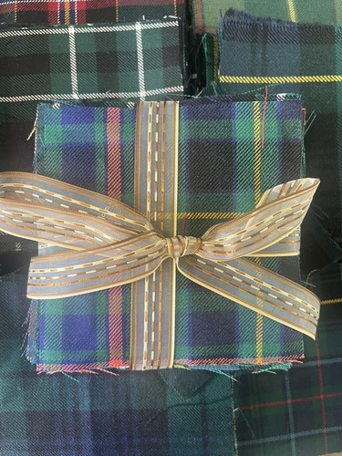 Tartan Quilting Squares Wool X 50 Pieces. 6 Inch By 6 Inch Mixes Green Check - Picture 3 of 6