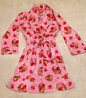 Girls' Strawberry Shortcake Size 6 Pink Plush Shawl Collar Bathrobe Robe Girls' Strawberry Shortcake Size 6 Pink Plush Shawl Collar Bathrobe Robe