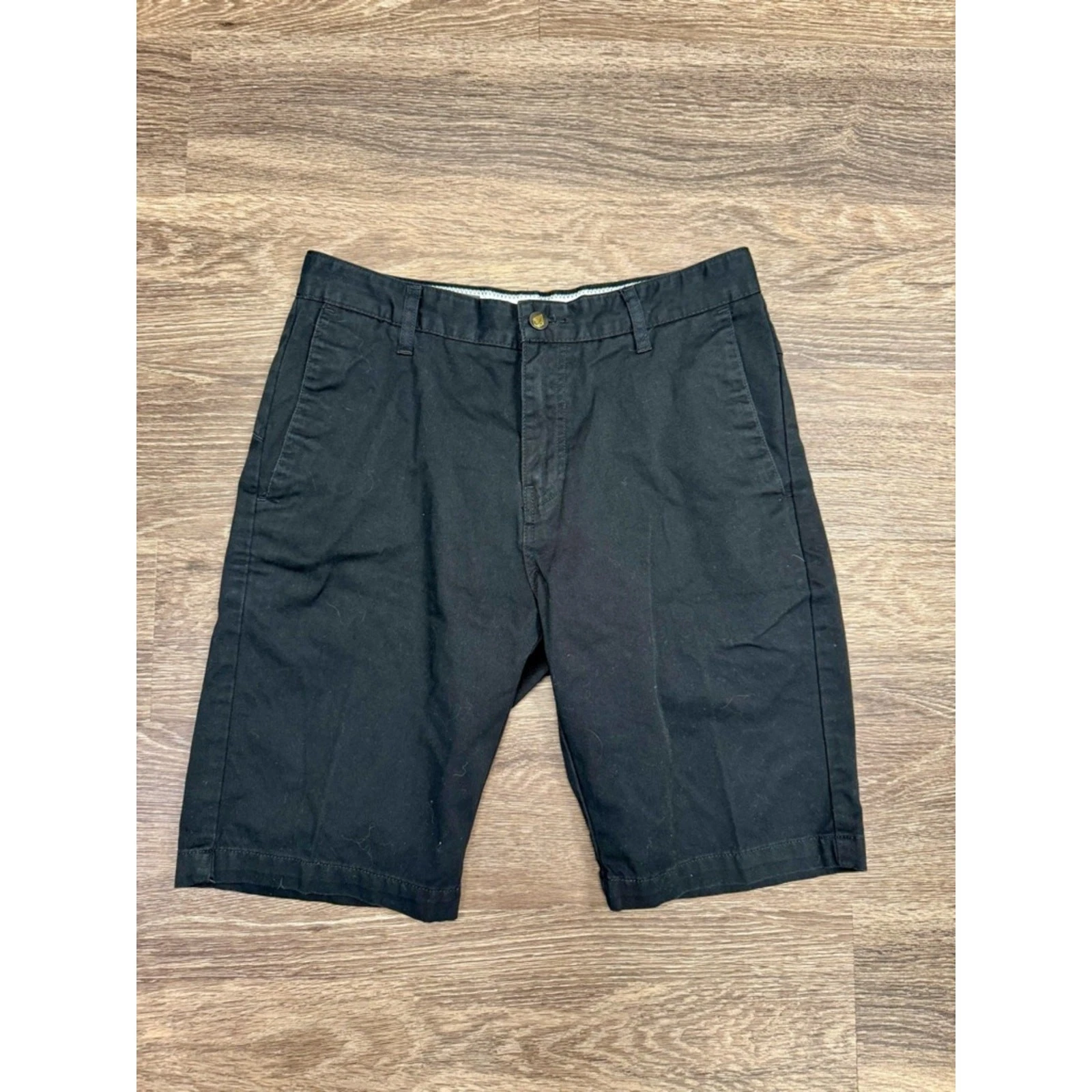 Volcom Black Chino Shorts Mens Size 32 Casual Skate Streetwear