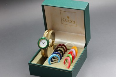 Vintage Gucci Change Bezel 11/12.2 12 Farben Damenuhr 26mm 1703525