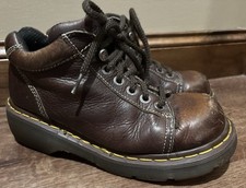 Vintage Dr. Martens made in England lace up ankle boots UK Size 6
