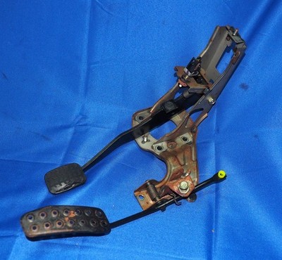 1990-2005 Mazda MX-5 Miata Handbuchgetriebe Gaspedal & Bremspedal OEM