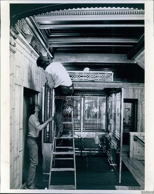 1986 Smith Tower Seattle Colin Ladder Ken Rae Elevator Installation Photo 8x10