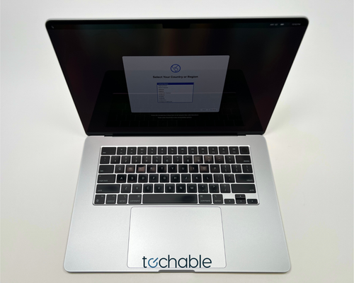 MacBook Air (2024) 15-inch – Apple M3 10-Core GPU – 8GB RAM 256GB SSD – 58 Cycle - Picture 3 of 18