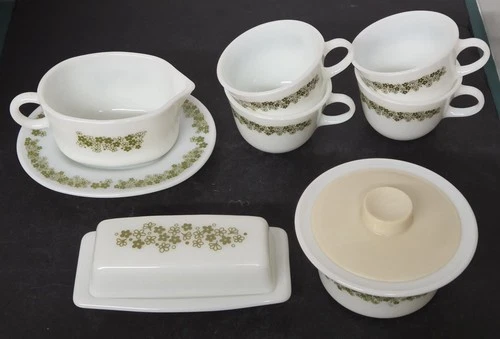 Vtg Pyrex Spring Blossom Crazy Daisy 10 Pc Set Butter Dish & Tub Gravy Boat ETC