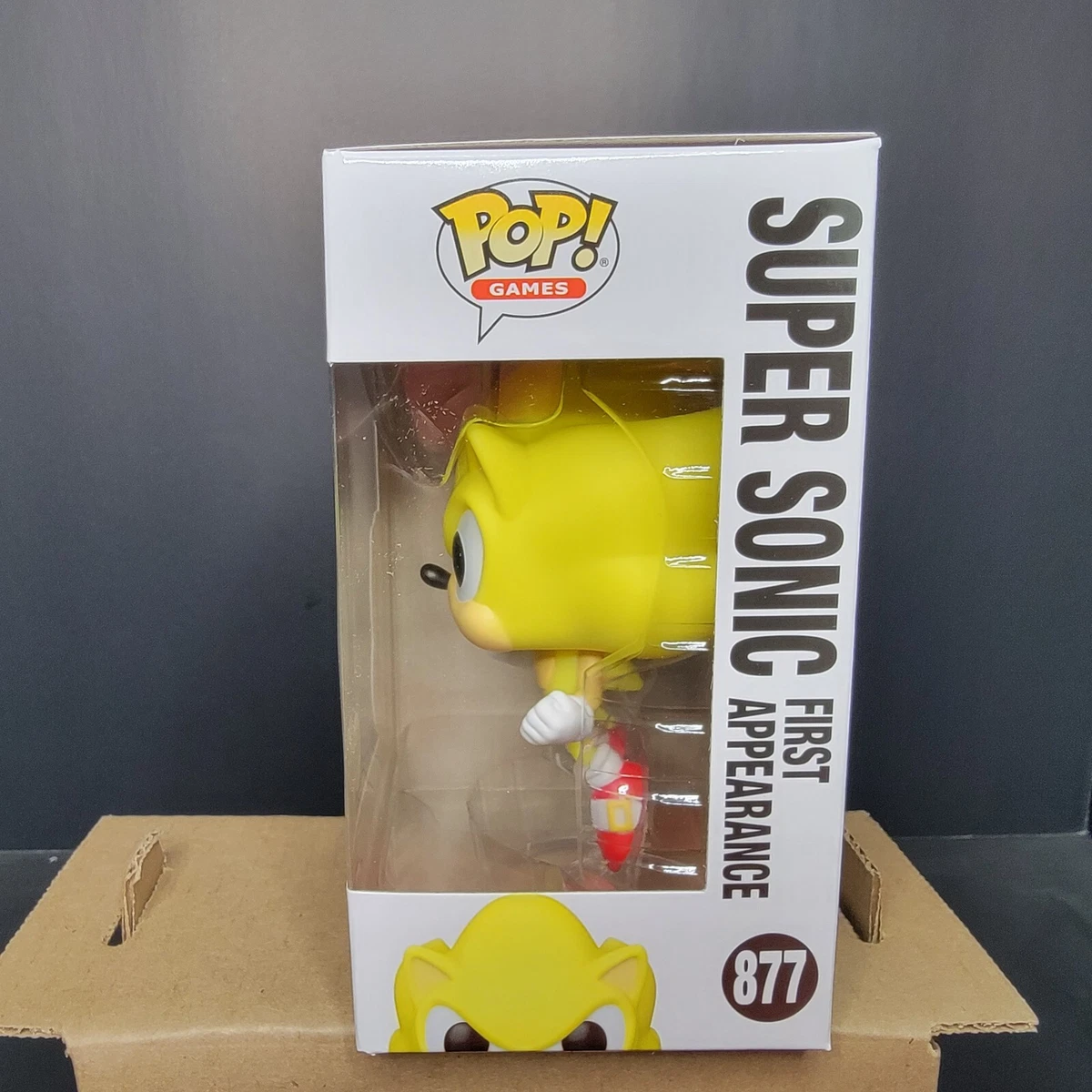 FUNKO POP SONIC HEDGEHOG SUPER SONIC *SDCC 2022* 877 - V12 Store