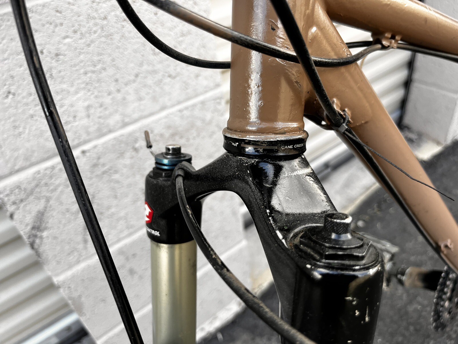 Surly Ogre Bike Large Frame Custom Build RockShox Forty Air Forks! 29x2