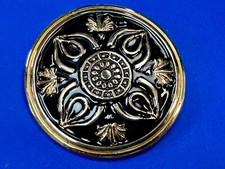 Hippy Vibe - Vintage Motion East Brass Tone Vintage Round Belt Buckle