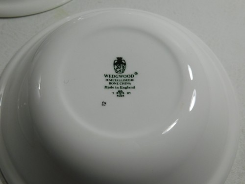 Wedgwood Cavendish Metallised Cereal Soup Bowls 6 5/8" - Lot of 4 - Picture 5 of 5