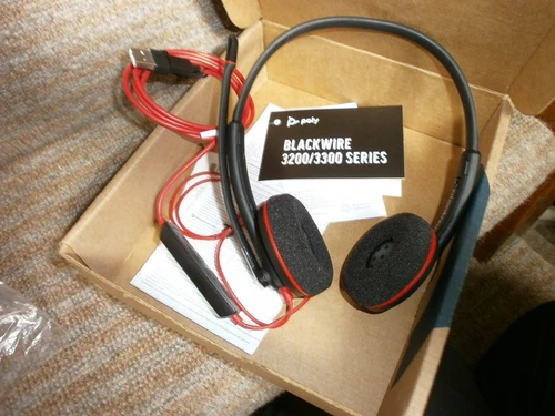 Poly Blackwire 3220 Stereo Black Headset + USB C/A Adaptor
