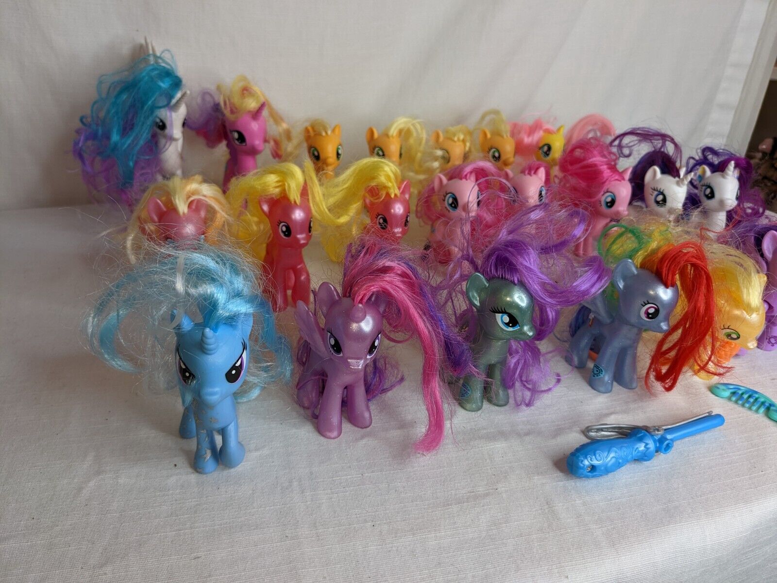 My Little Pony Figurines Mixed Lot of 20+ Various Sizes MLP Brushable read  desc.