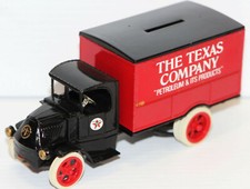 ERTL Texaco 1925 Mack Bulldog Lubricant Truck Die Cast Coin Bank Series 6