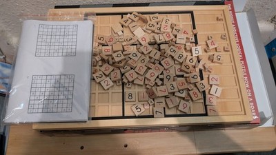 Sudoku Brettspiel - Kartonschaden wurde abgeklebt