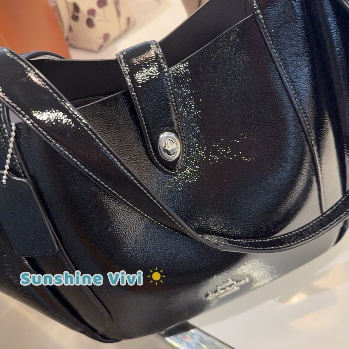 NWT Coach Hadley Turnlock Tote Shoulder Bag Black CCF05 Crinkle