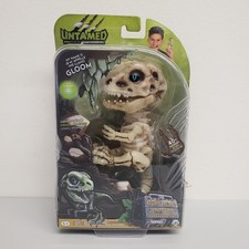 WowWee Fingerlings Untamed Gloom Bonehead T-Rex Dinosaur