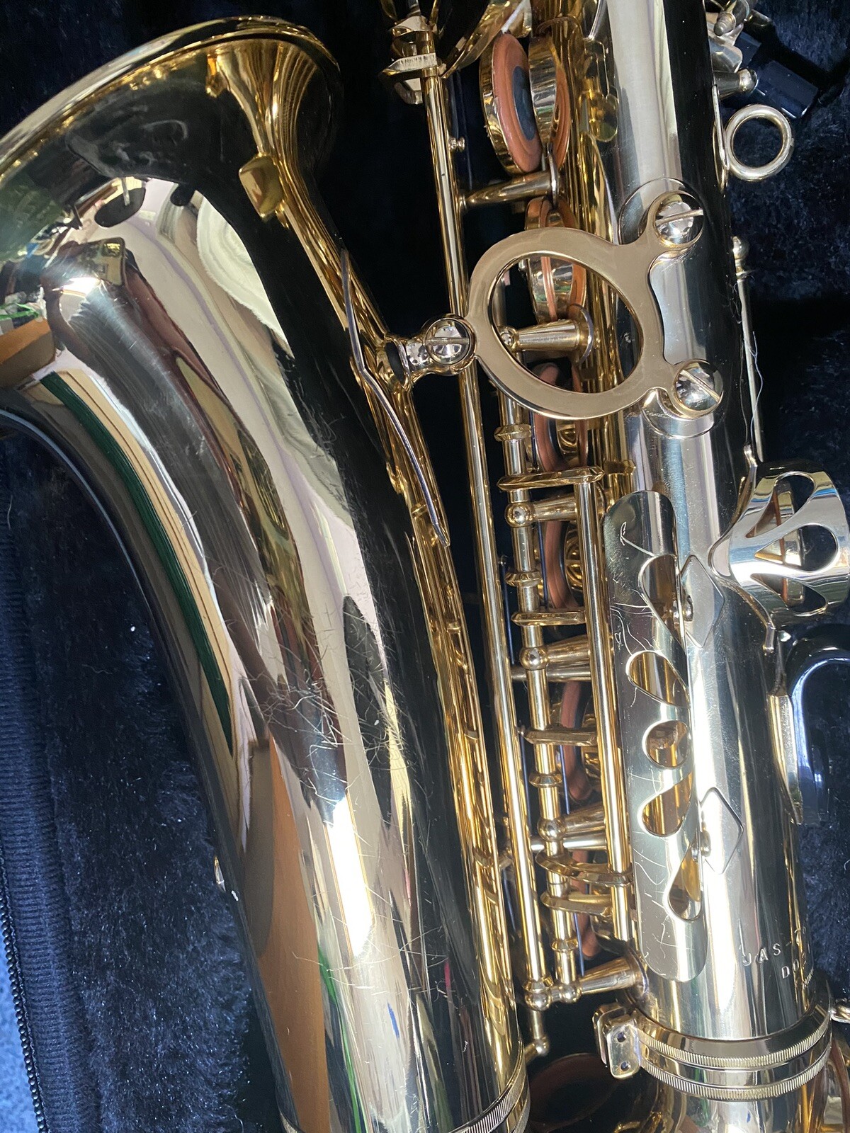 Jupiter 500 Series Alto Saxophone with case, Lightly used Excellent