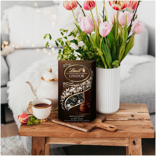 Lindt LINDOR Praliny Extra Dark Chocolate 60% Truffles Choco Balls