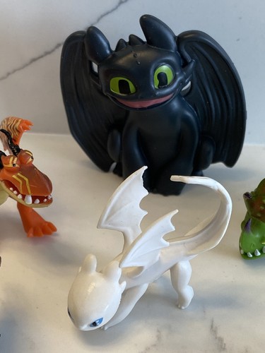 Lot of 7 How To Train Your Dragon Action Figures 1.5"-2.5" Movie SML 1 McDonalds - Picture 4 of 9