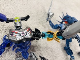 RARE Bionicle Lot Parts Pieces Masks Skull Grinder Basher Piraka 70795 70793