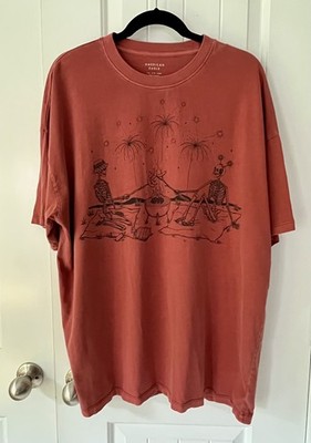 American Eagle AE Women s Oversized USA Firework Graphic T-Shirt Red - L/XL