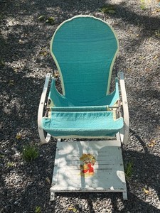 Taylor Tot vintage baby rocker chair 1940's collectible