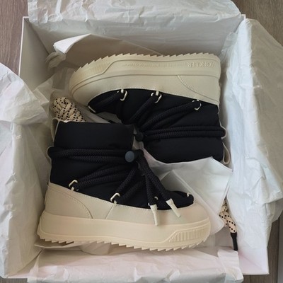 Moncler Altive Mid Snow Boots Women's Size 39 (US Size 9)