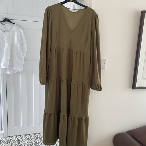 Primark green dress - Picture 2 of 5